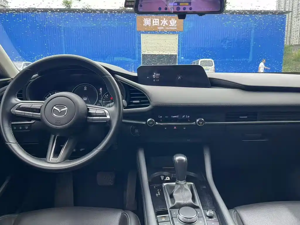 Mazda 3 Axela — миниатюра 8