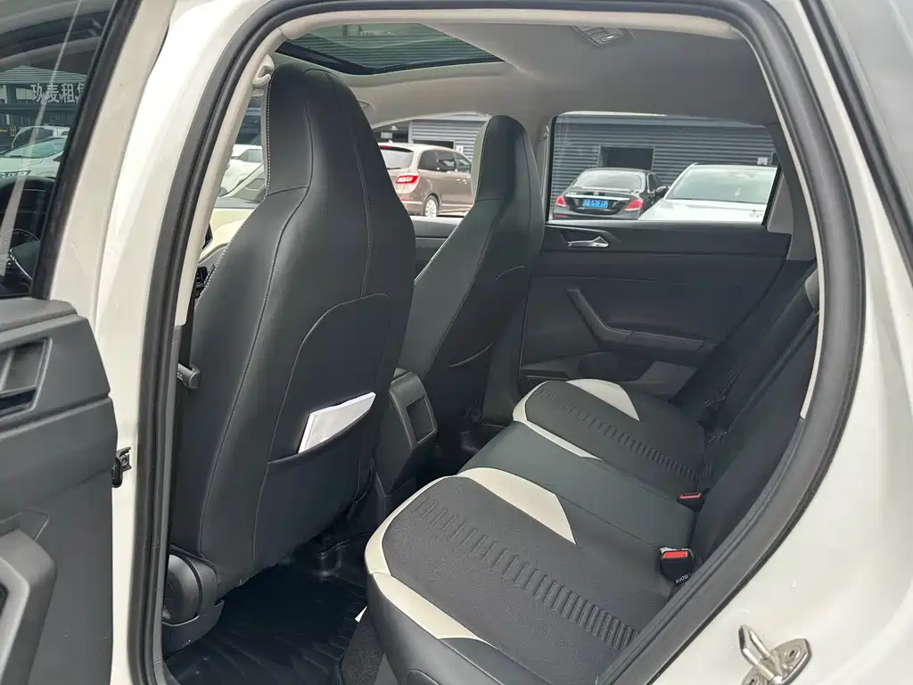 Volkswagen Polo — миниатюра 10