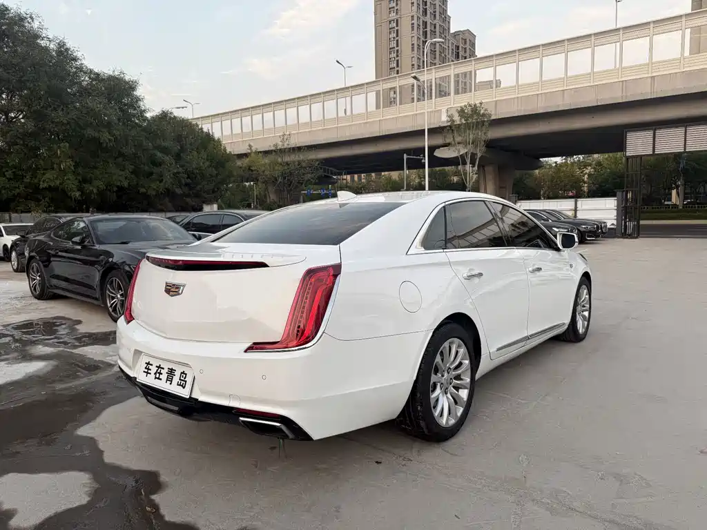 Cadillac XTS — миниатюра 9