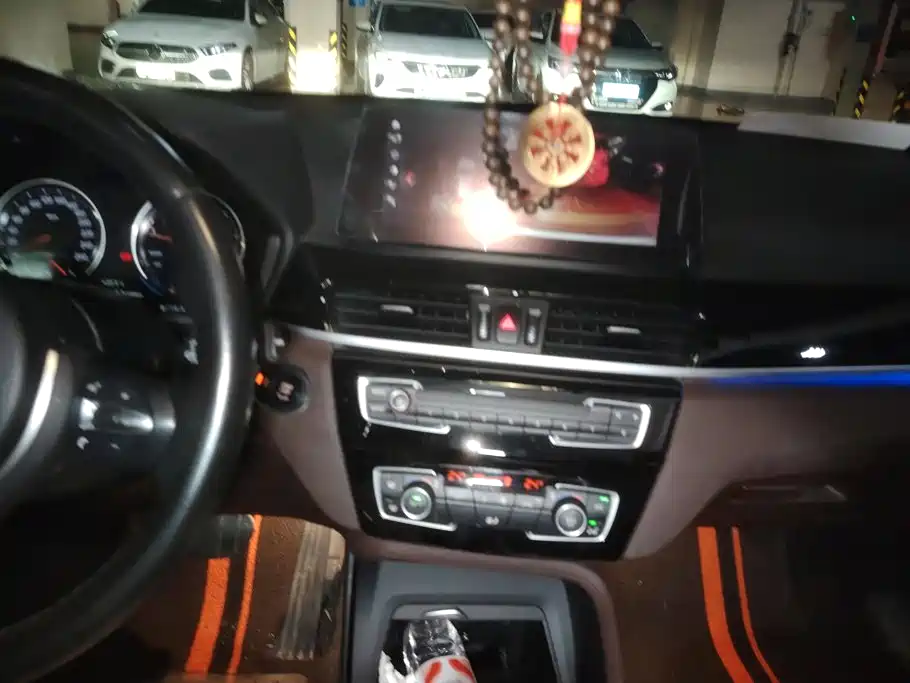 BMW X1 — миниатюра 13