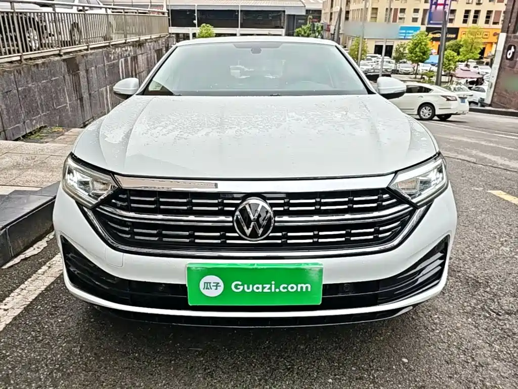 Volkswagen Sagitar — миниатюра 3
