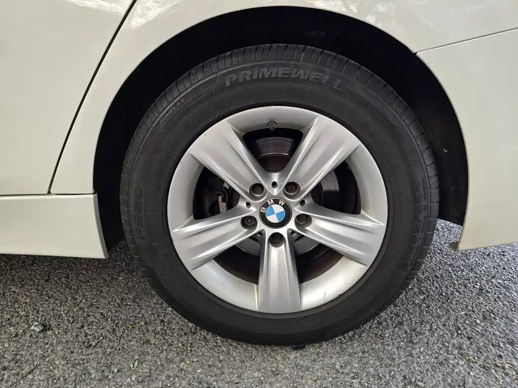 BMW 3 Series — миниатюра 11