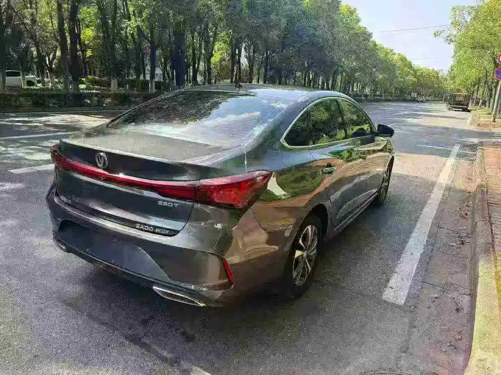 Changan Eado — миниатюра 9