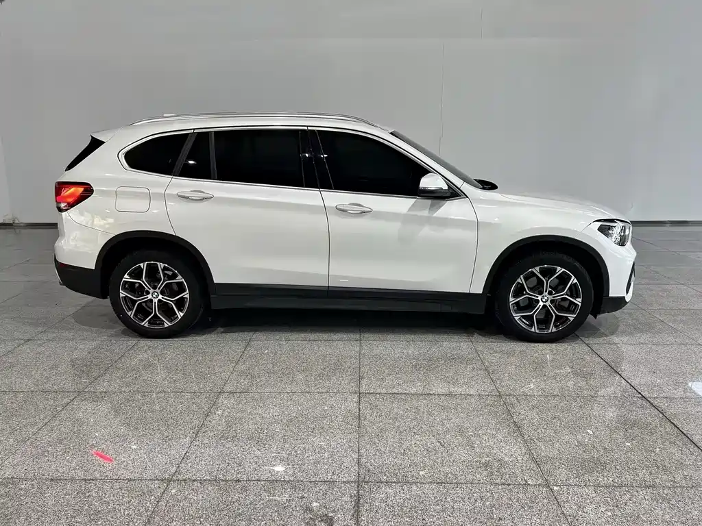 BMW X1 — миниатюра 3
