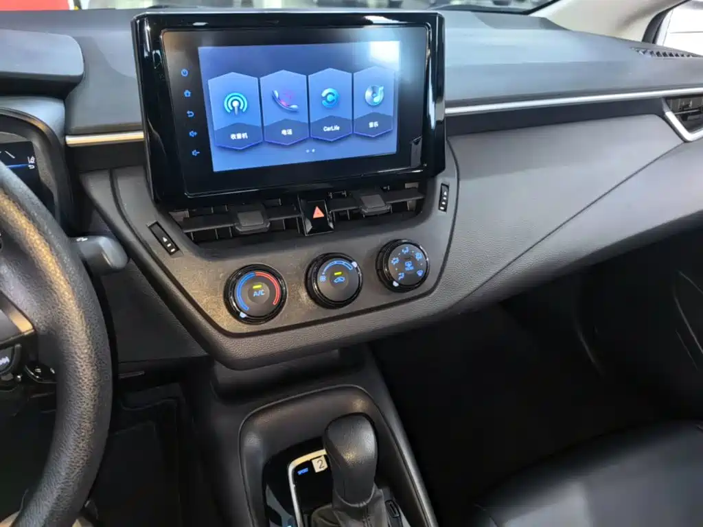 Toyota Corolla — миниатюра 13