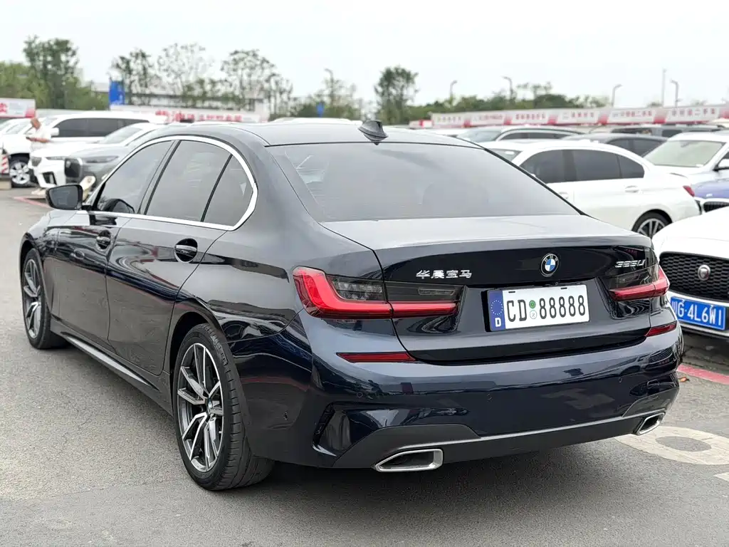 BMW 3 Series — миниатюра 8
