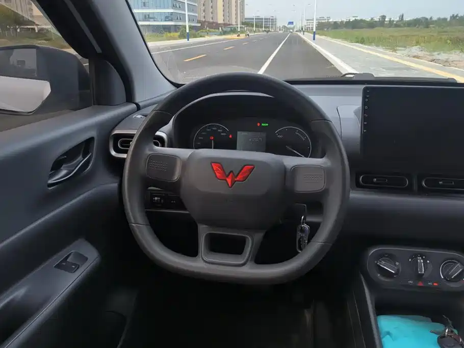 Wuling Hongguang EV — миниатюра 15