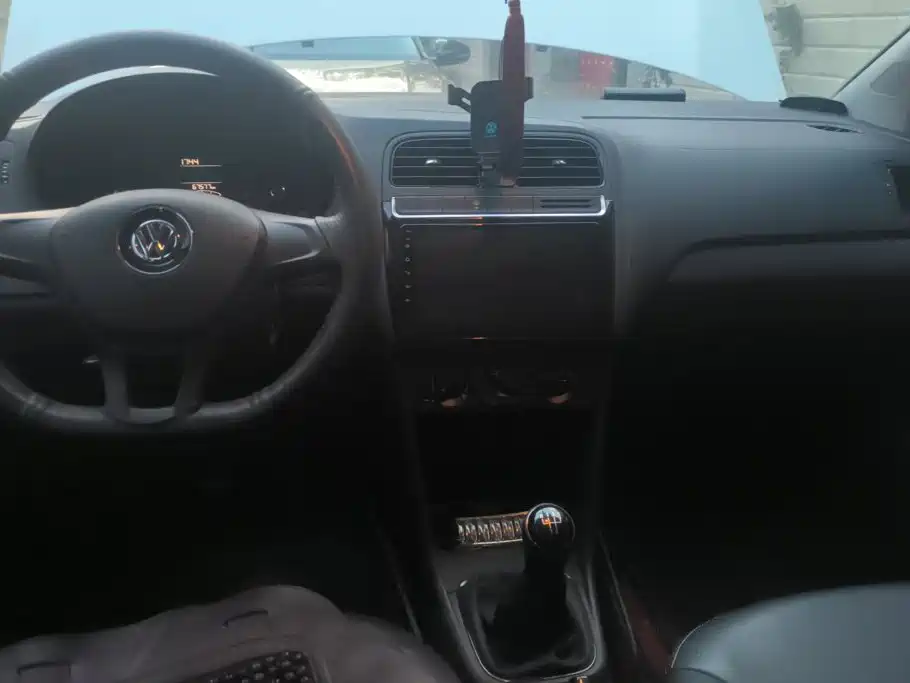 Volkswagen Polo — миниатюра 12
