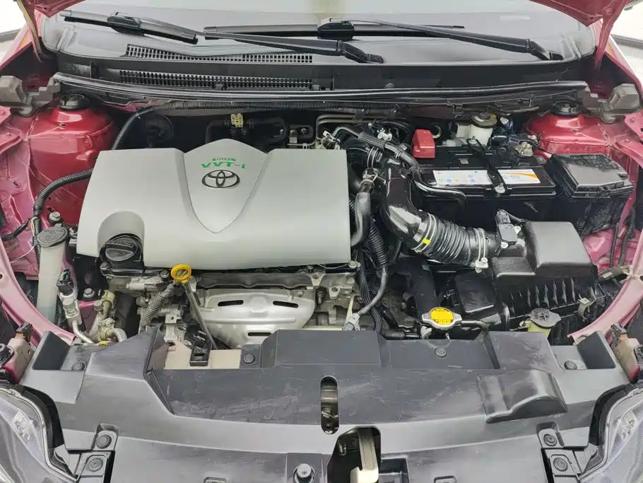 Toyota Yaris L — миниатюра 10