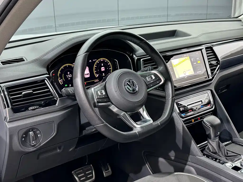Volkswagen Teramont — миниатюра 9