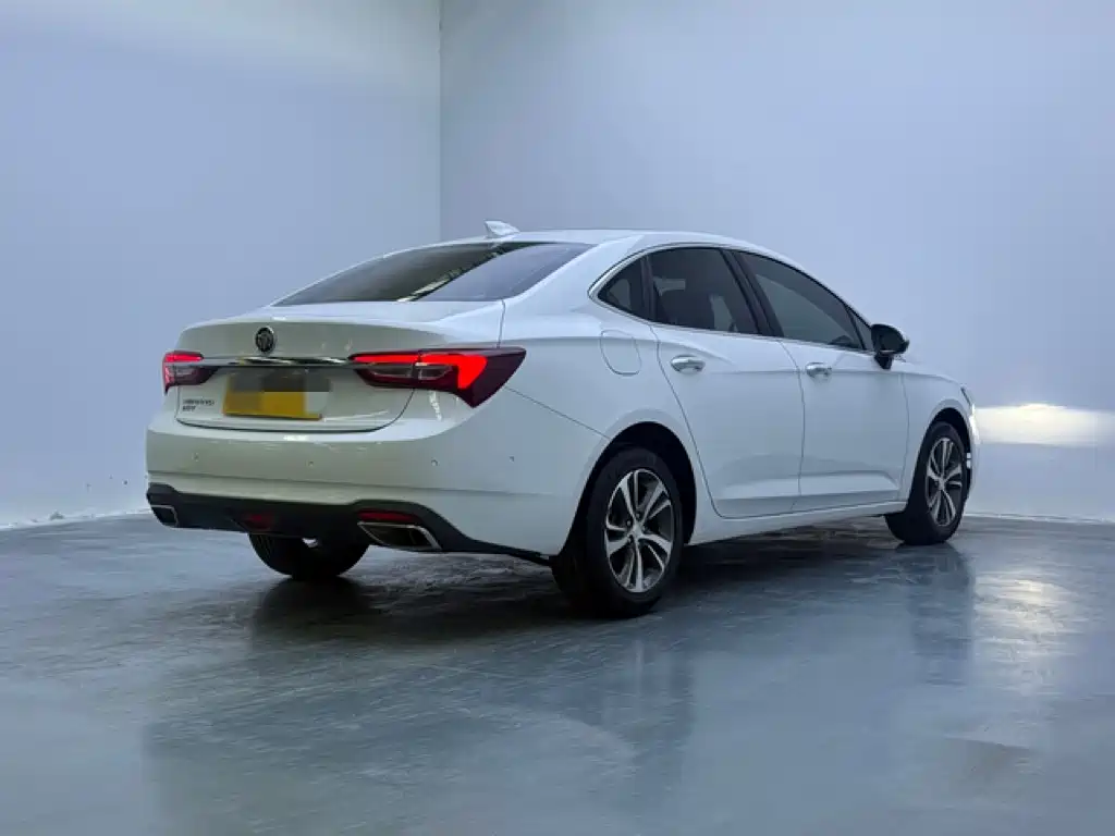 Buick Verano — миниатюра 5