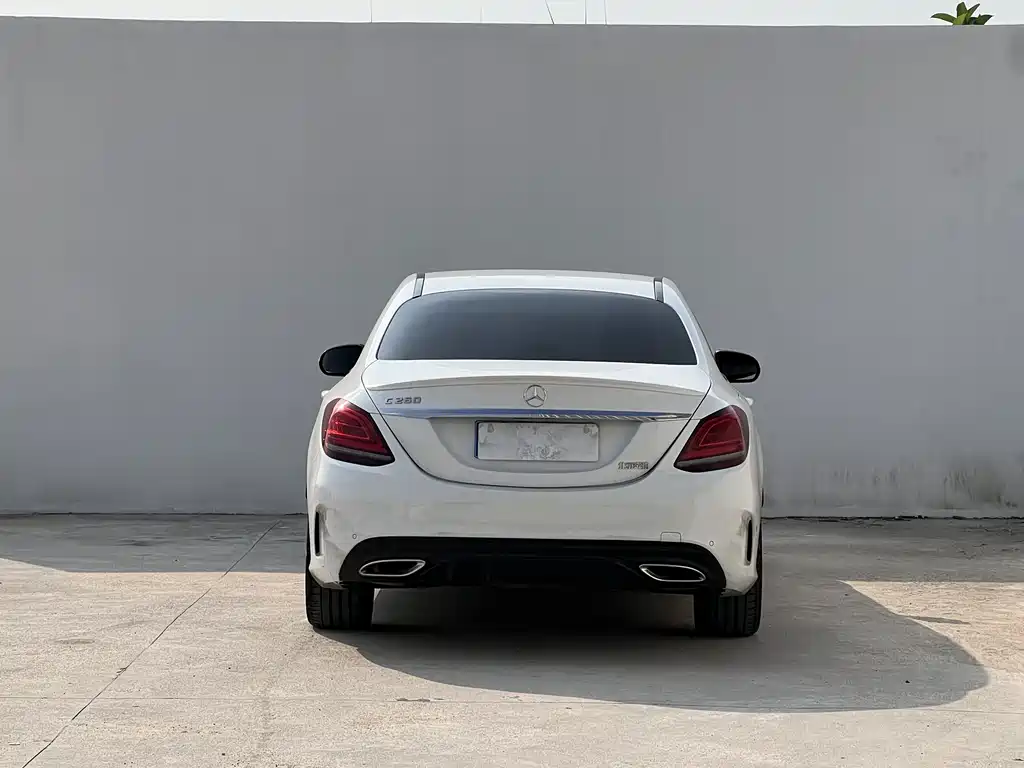 Mercedes-Benz C-Class — миниатюра 4