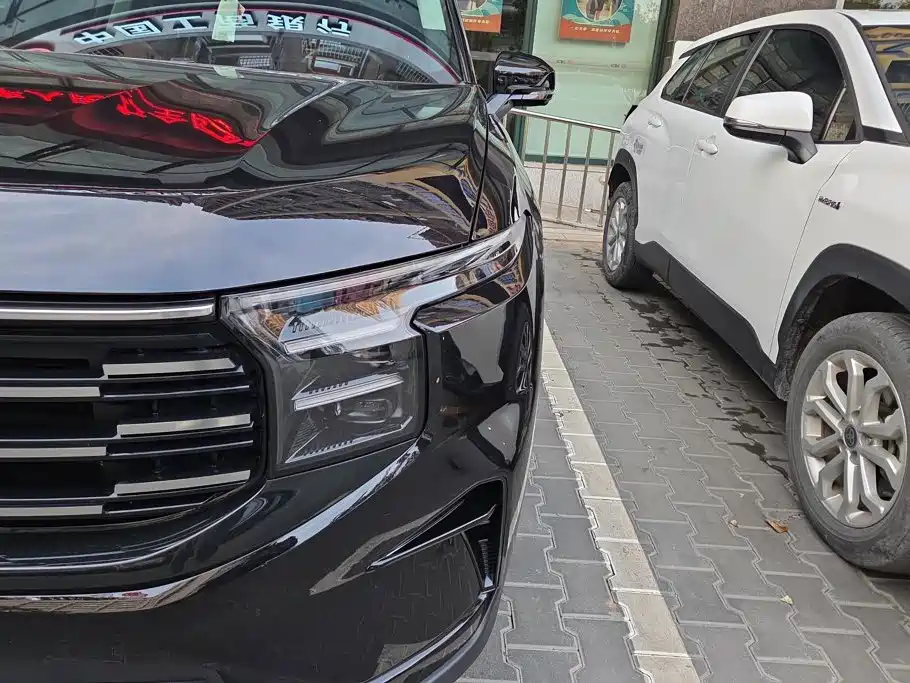 Ford Edge — миниатюра 5