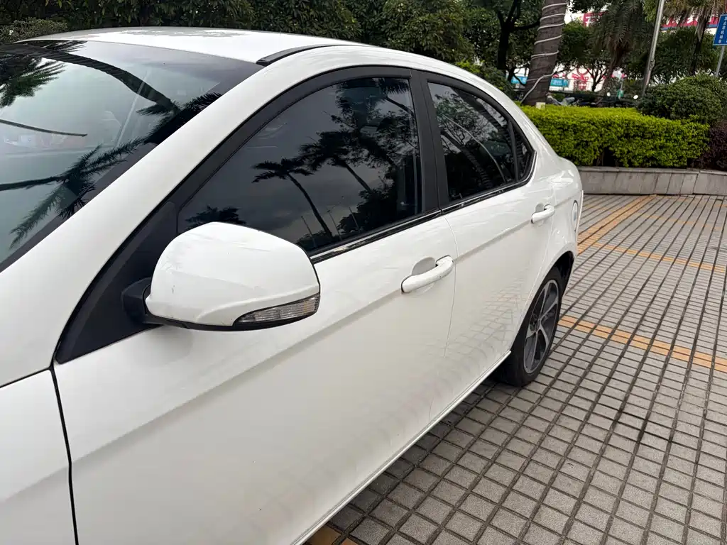 JAC JAC iEVA50 2019 Luxury