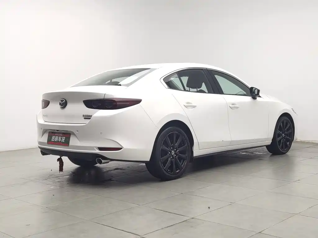 Mazda 3 Axela — миниатюра 2