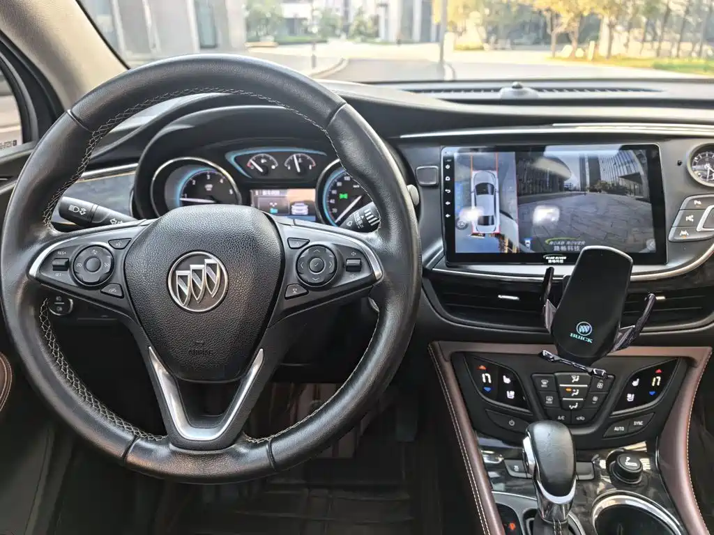 Buick Envision Plus — миниатюра 10