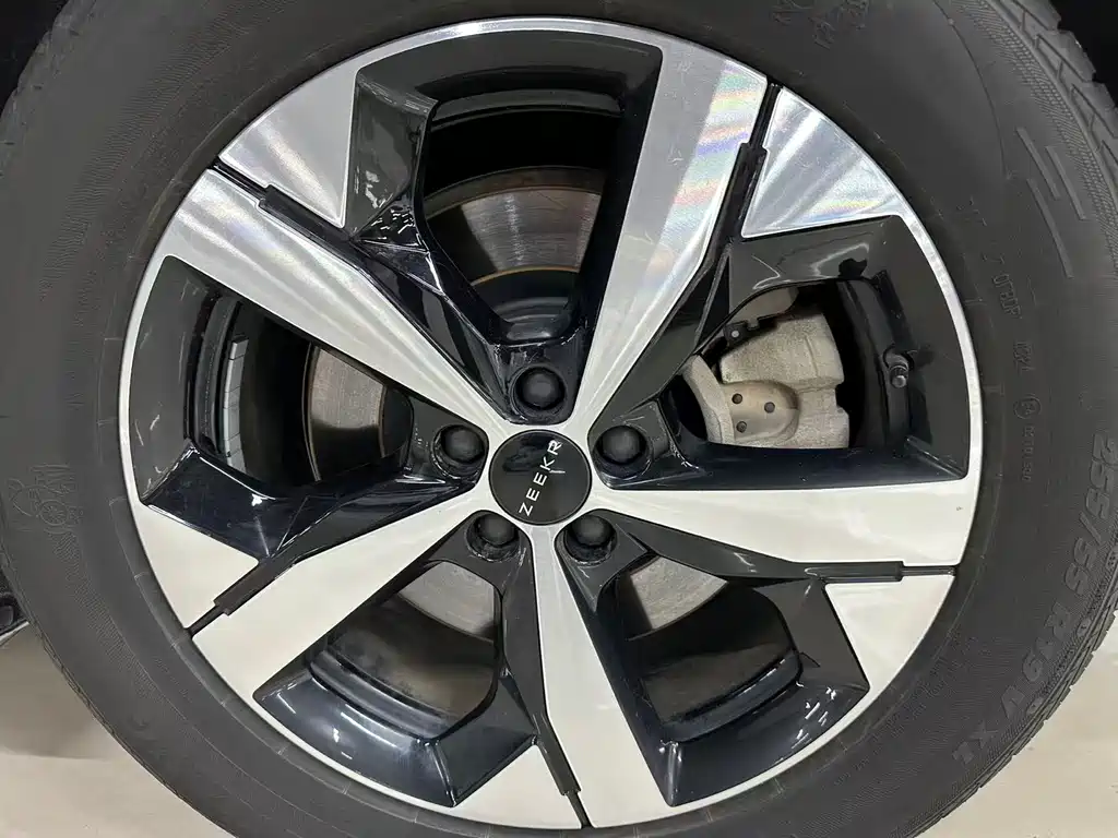 ZEEKR EXTREME KRYPTON 001