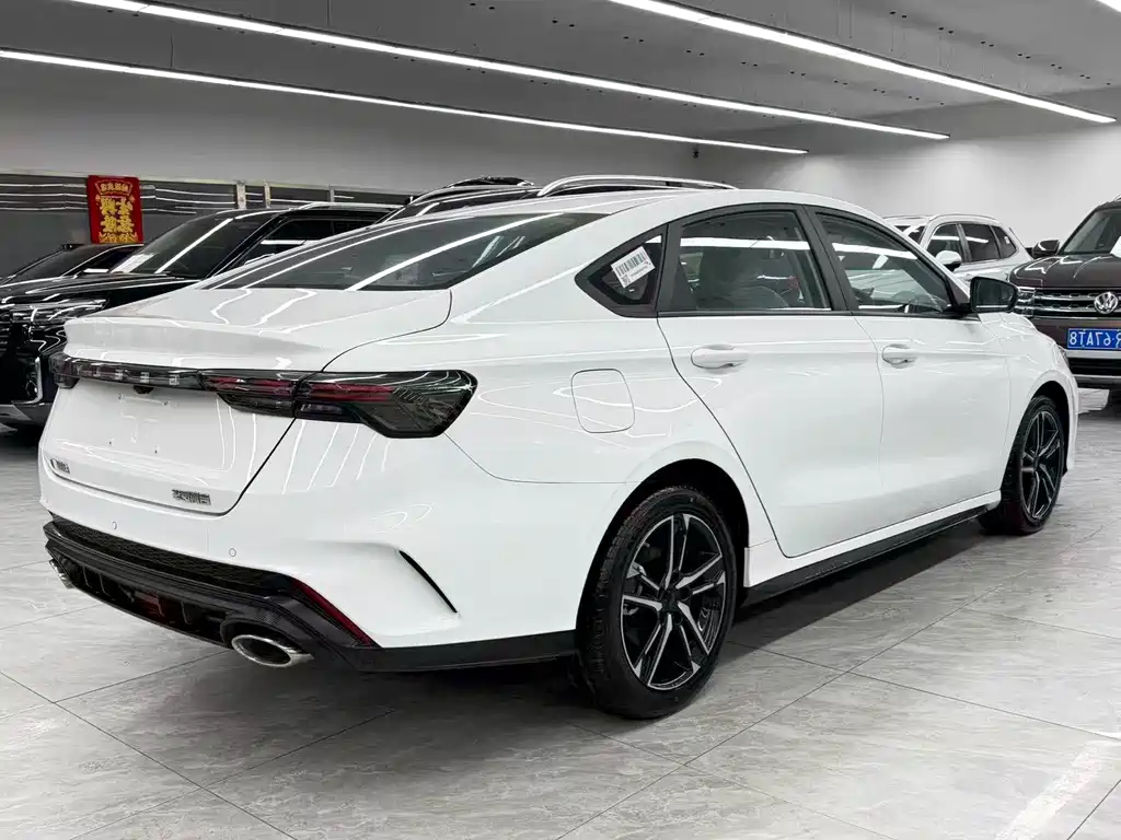 Geely Binrui — миниатюра 6