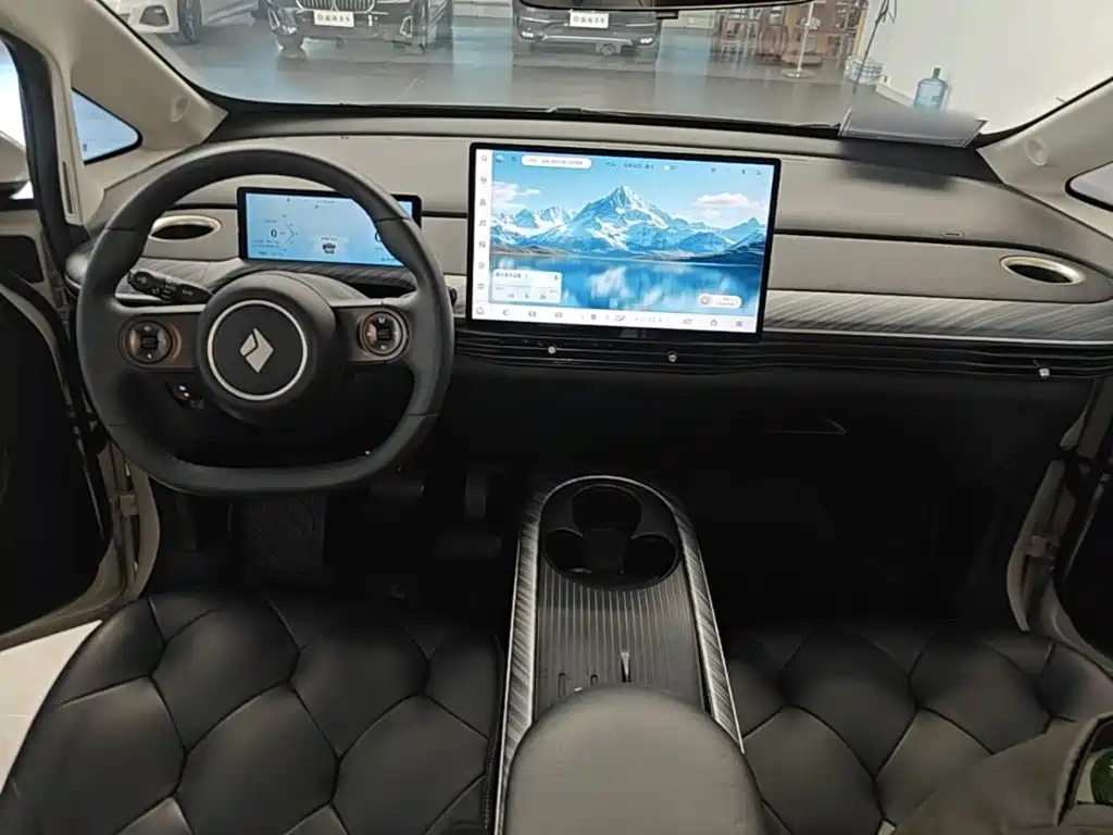 Baojun Yunduo — миниатюра 10