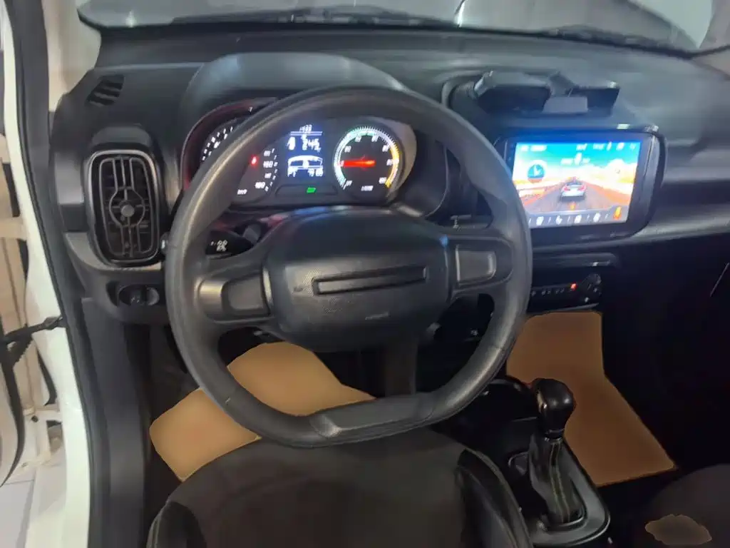 Roewe Clever — миниатюра 11