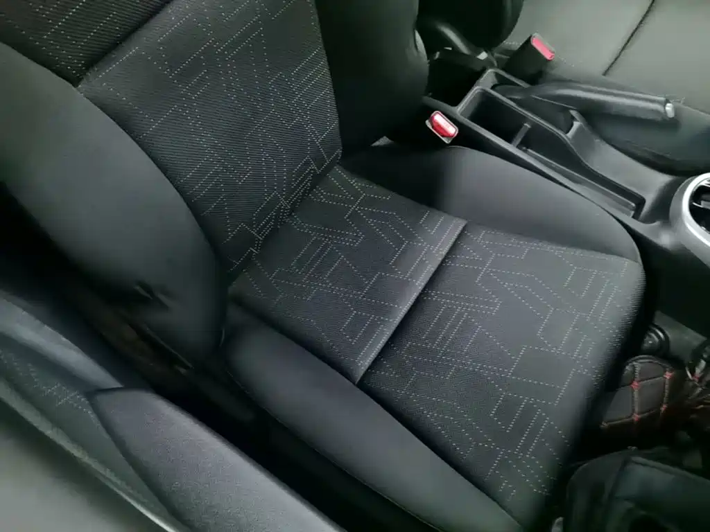 Honda Fit — миниатюра 25