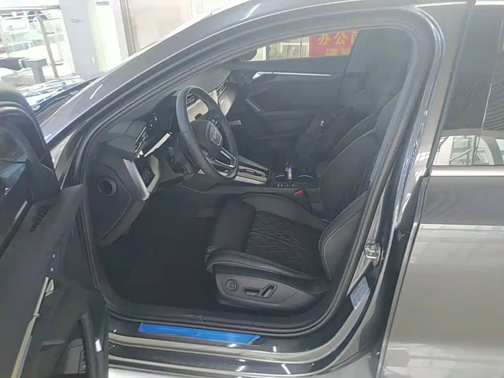Audi A3 — миниатюра 15