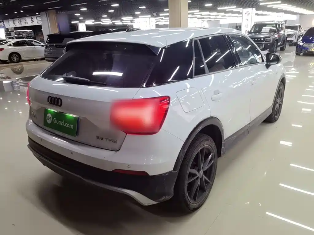 Audi Q2L — миниатюра 7