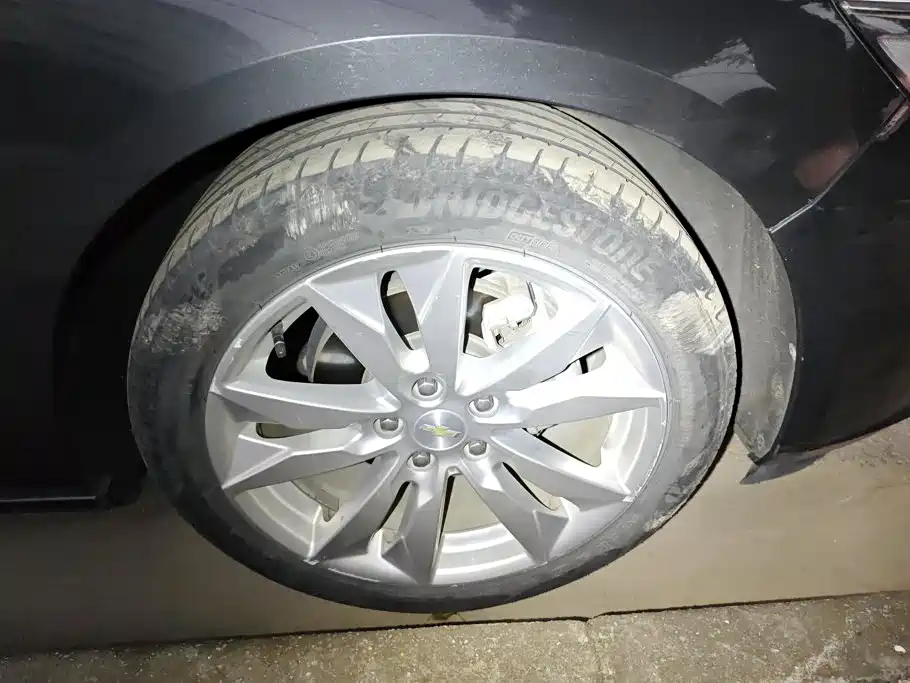 Chevrolet Malibu XL — миниатюра 6