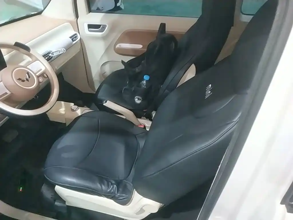 Wuling MINIEV — миниатюра 15
