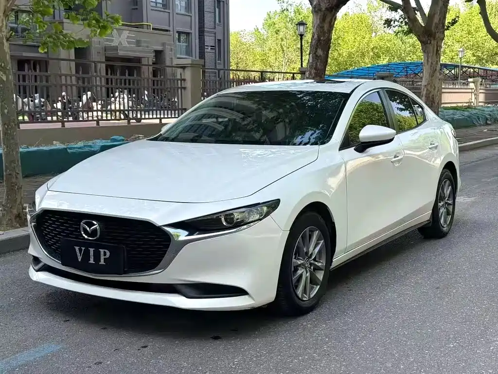 Mazda 3 Axela — миниатюра 2