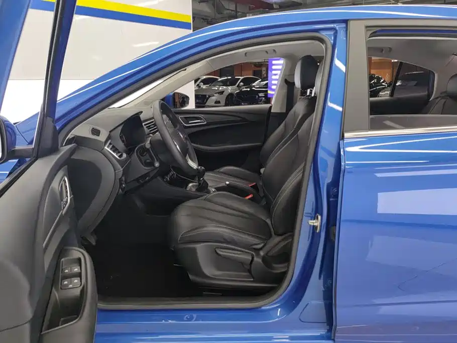 Roewe i5 — миниатюра 9