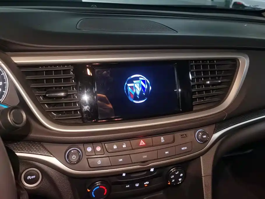 Buick Excelle — миниатюра 13