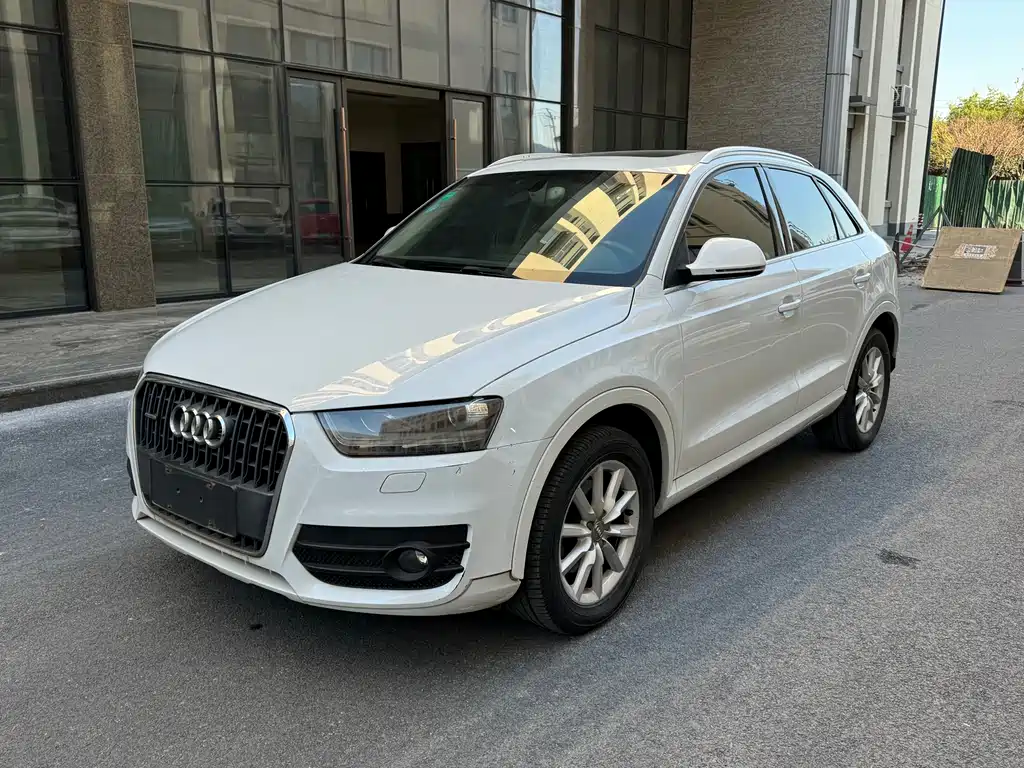 Audi Q3 2014