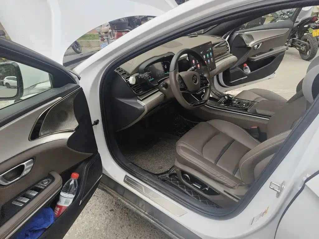 BYD Han — миниатюра 12