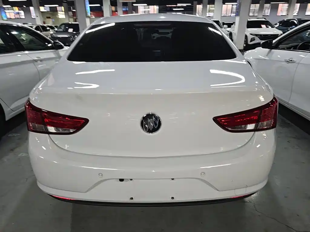 Buick Verano — миниатюра 6