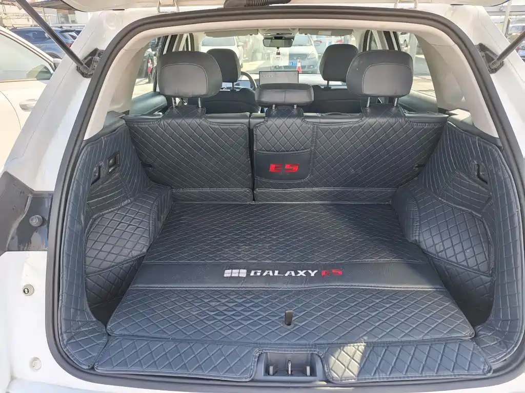 GEELY GALAXY GALAXY E5