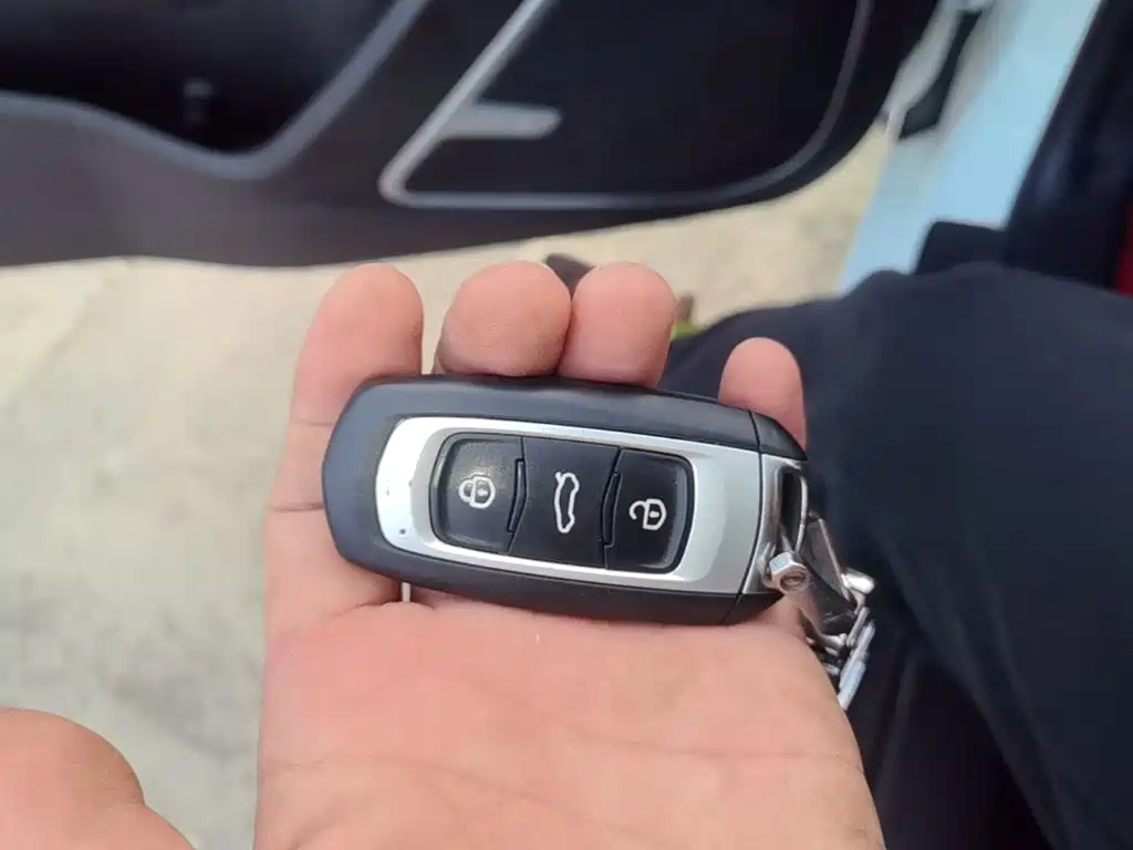 Geely Vision — миниатюра 9