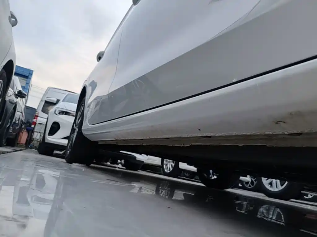 Geely Emgrand — миниатюра 21
