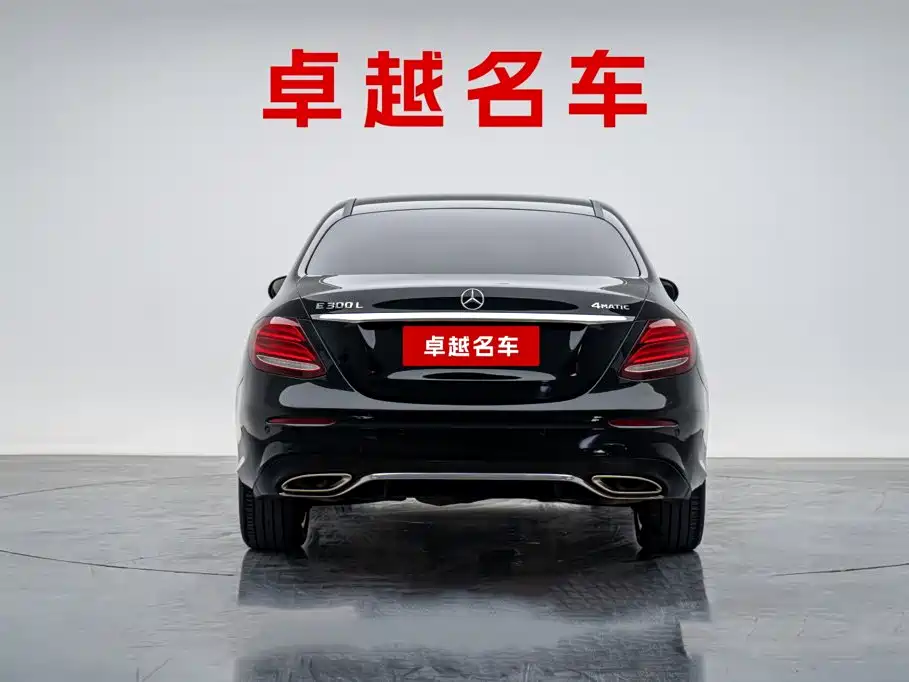 Mercedes-Benz E-Class — миниатюра 2