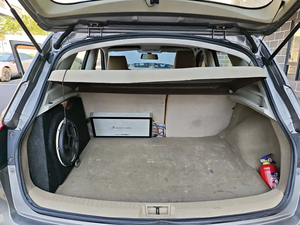 Nissan Qashqai — миниатюра 12