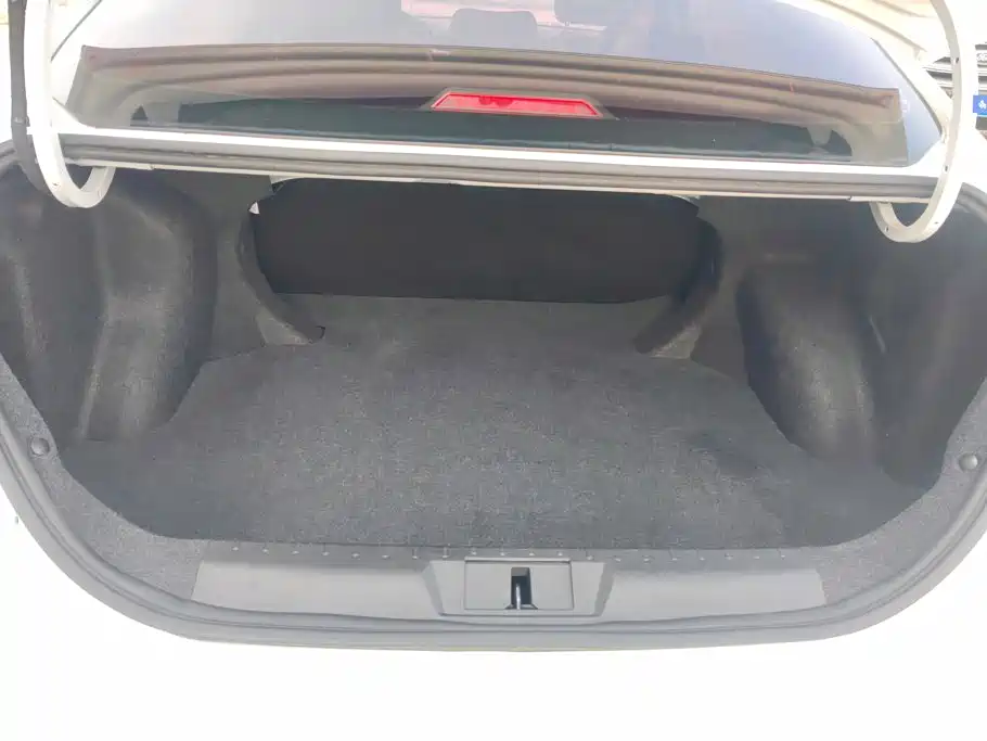 Geely Emgrand — миниатюра 4