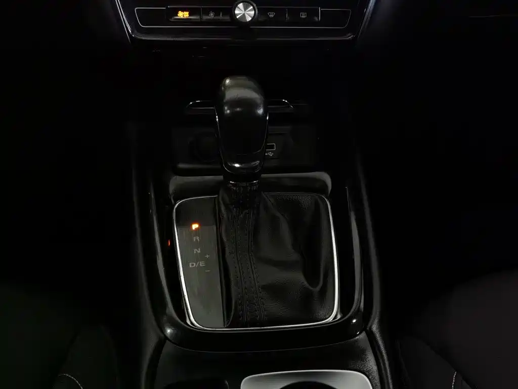 Roewe i5 — миниатюра 13