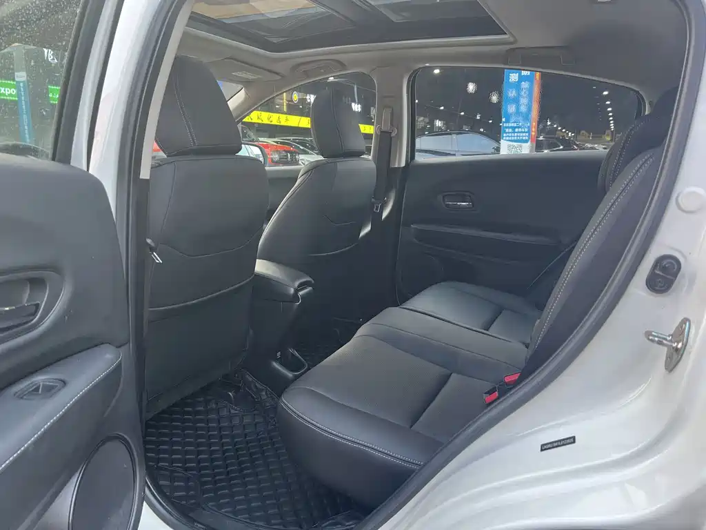 Honda Vezel — миниатюра 6