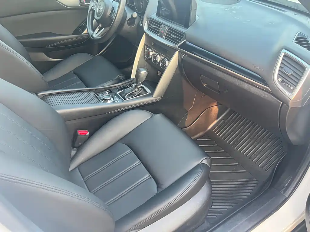 Mazda CX-4 — миниатюра 9
