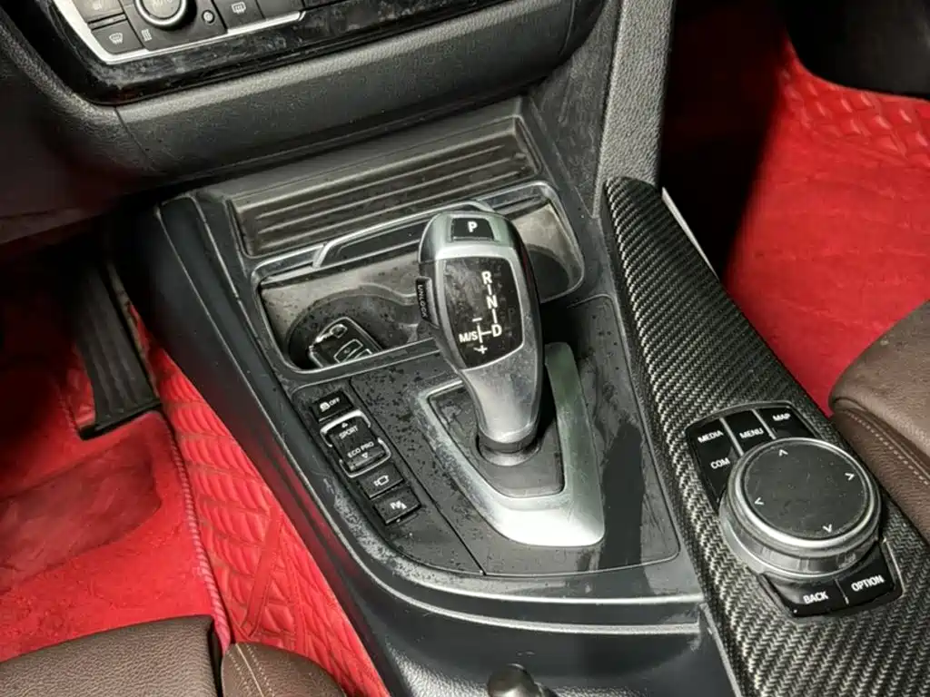 BMW 3 Series — миниатюра 9