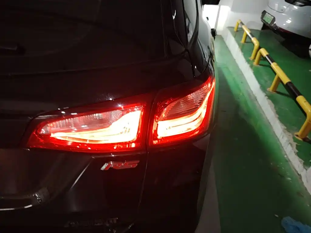 Chevrolet Equinox — миниатюра 8