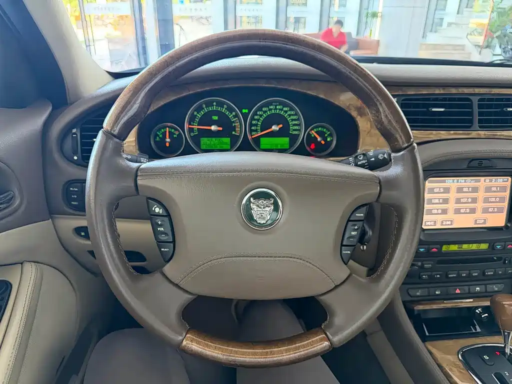 Jaguar S-TYPE — миниатюра 9