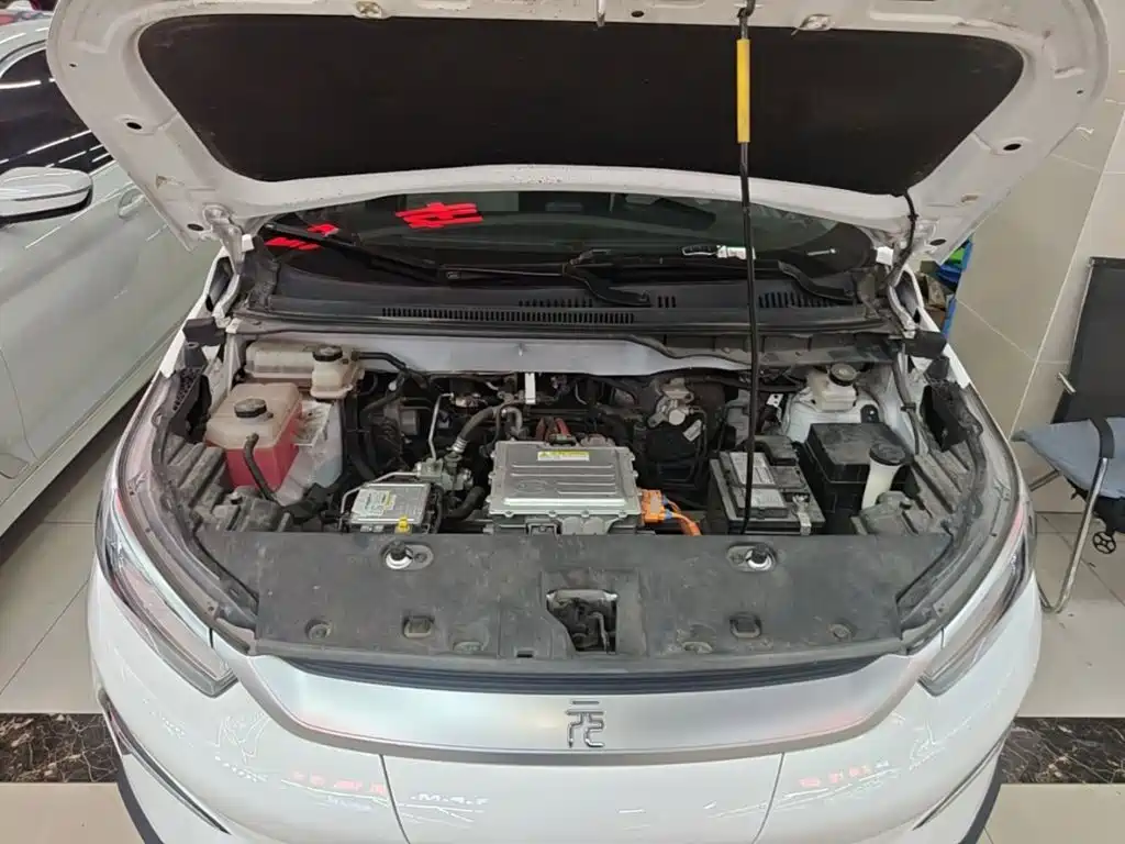 BYD Yuan Pro — миниатюра 20