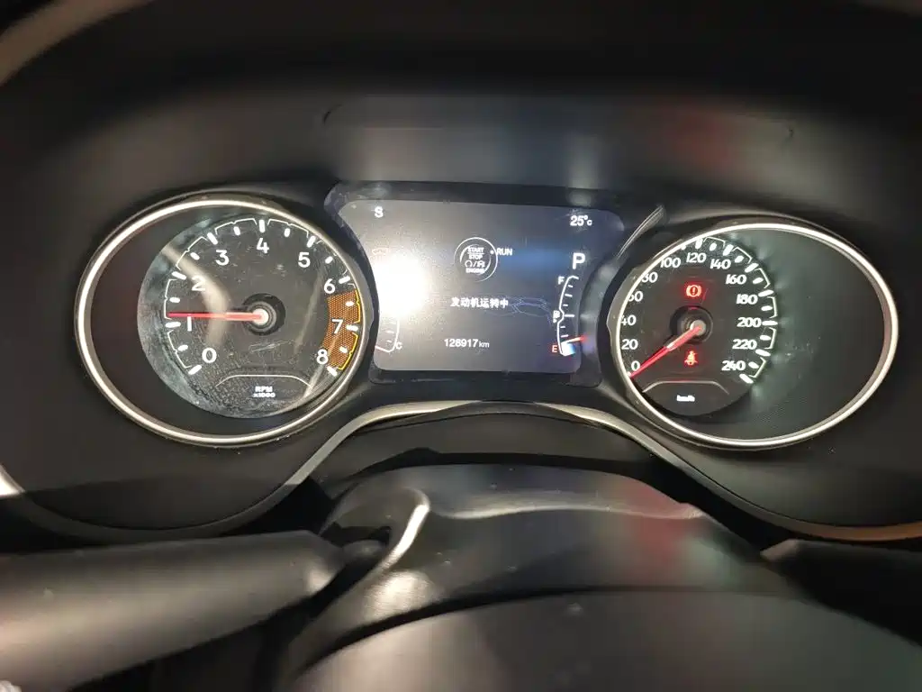 Jeep Compass — миниатюра 7