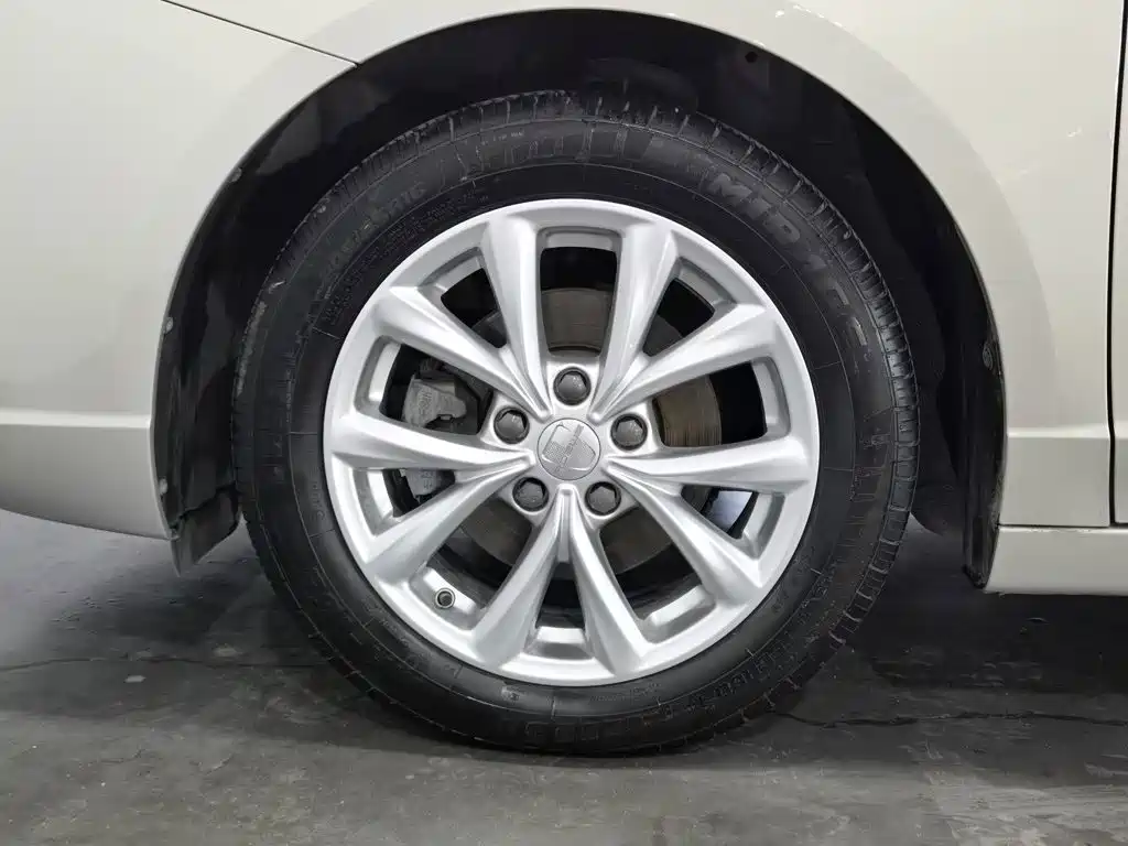 Roewe i5 — миниатюра 17